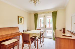 Dining Room- click for photo gallery